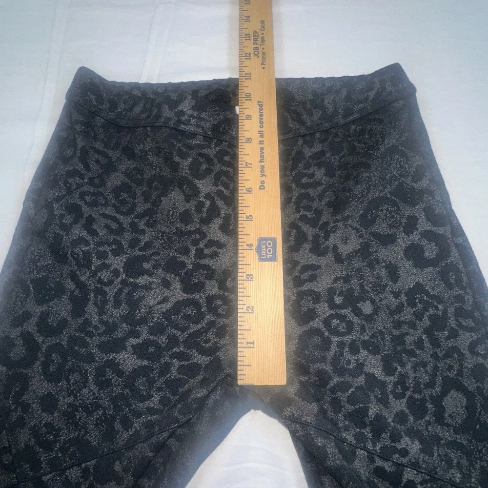 Free People Stretch Ponte Leopard Leggings Antique Lace Black Womens Small NWOT - Picture 8 of 11